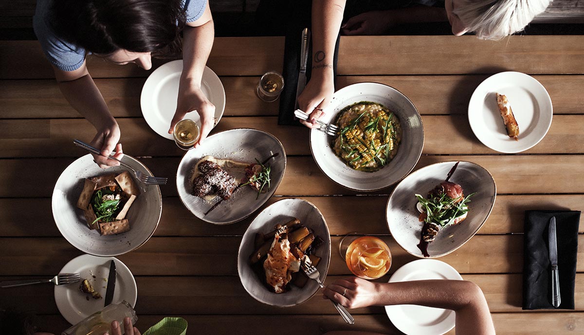 Eat at USSCO whilst staying at our Gisbourne motel